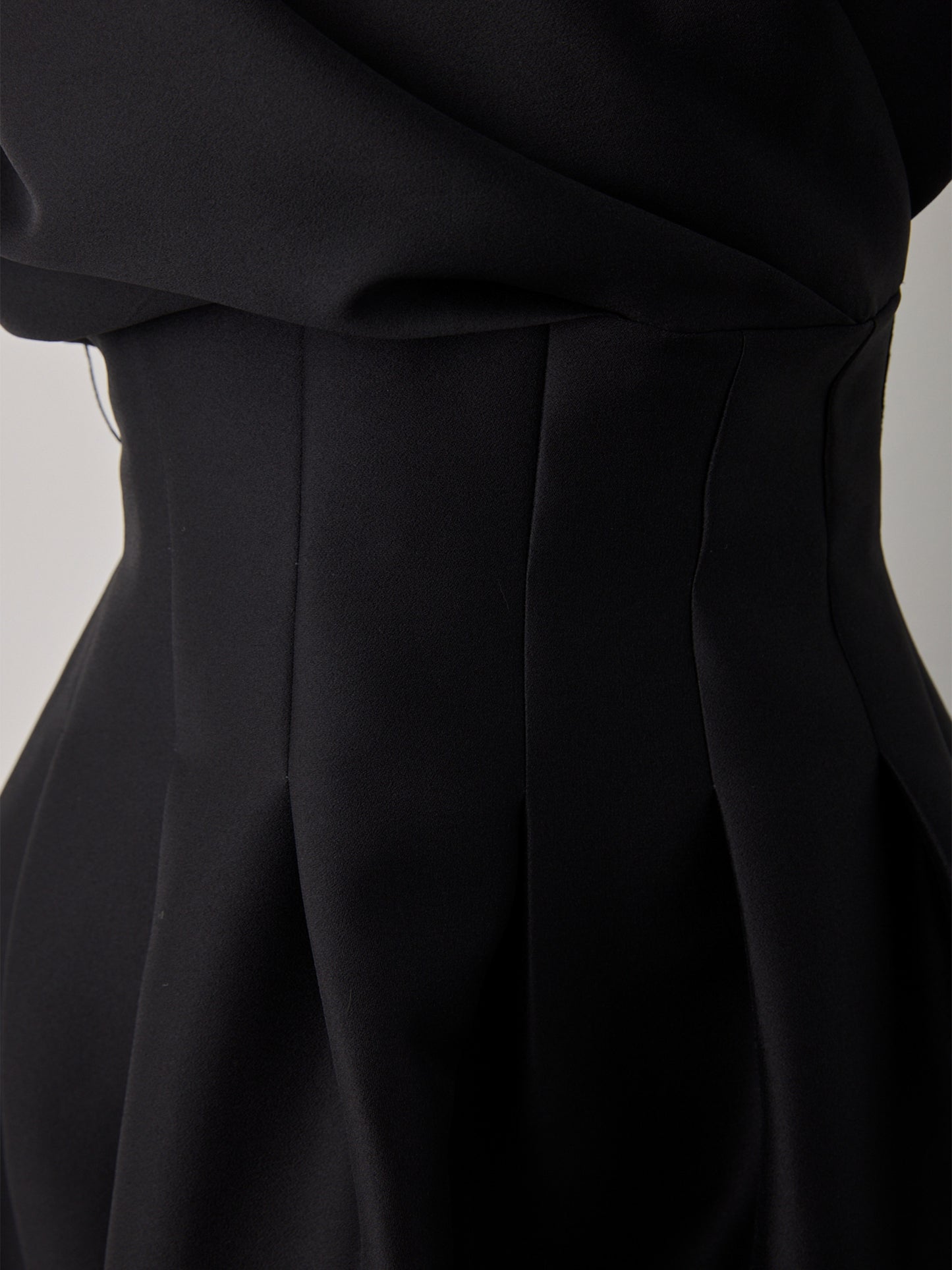 vase curve belted dress