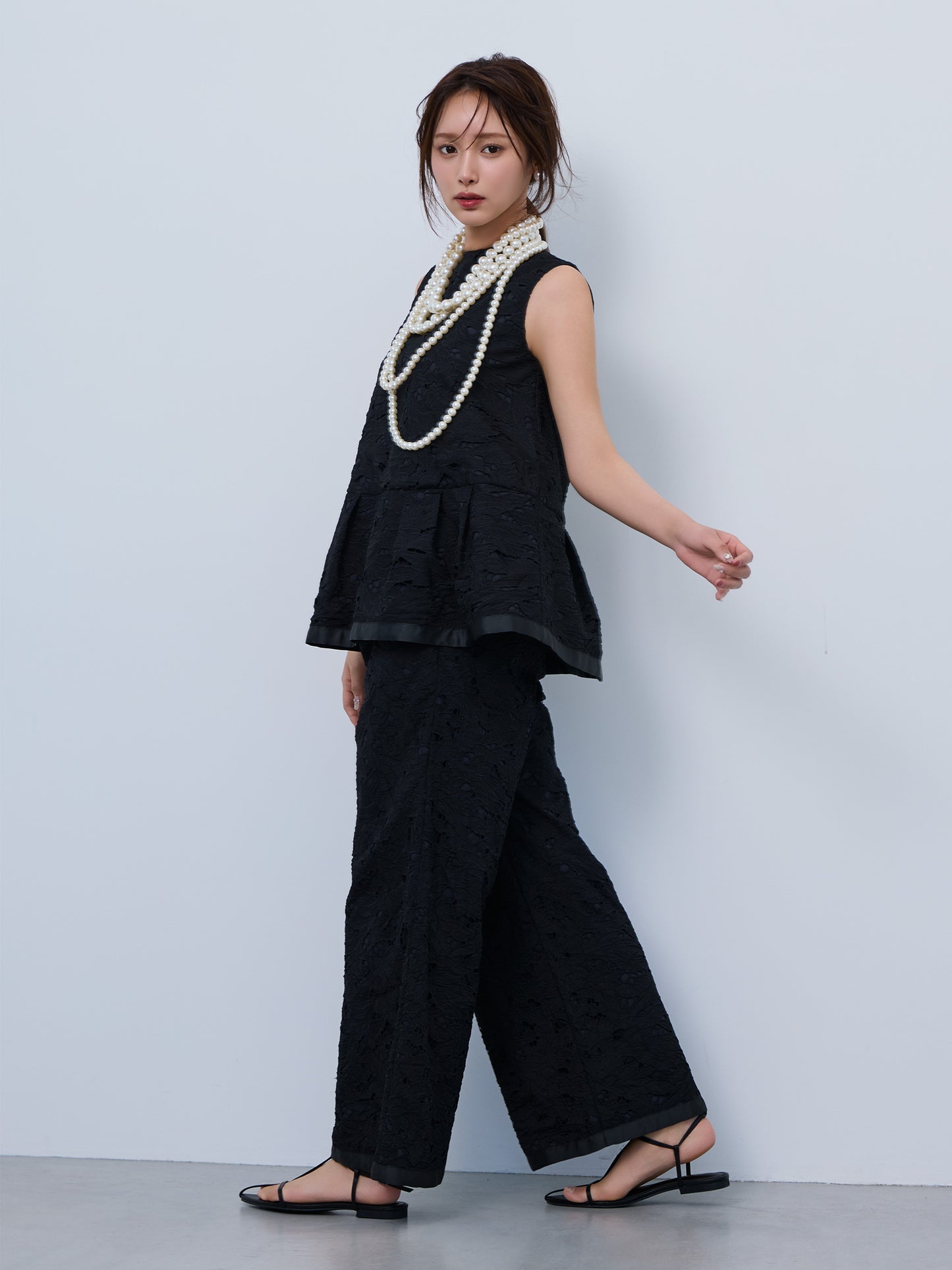 layered lace sleeveless blouse
