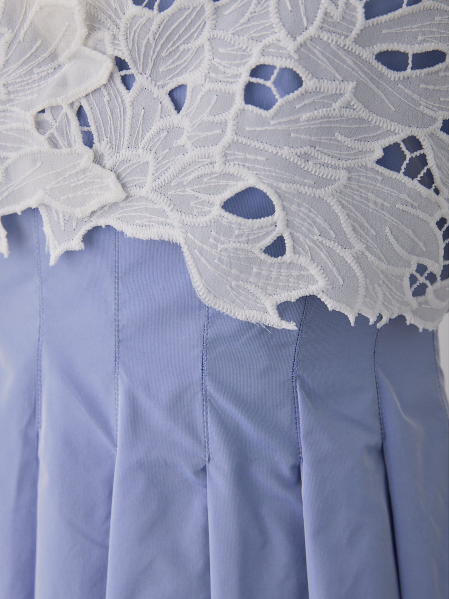 【予約】layered lace flare dress