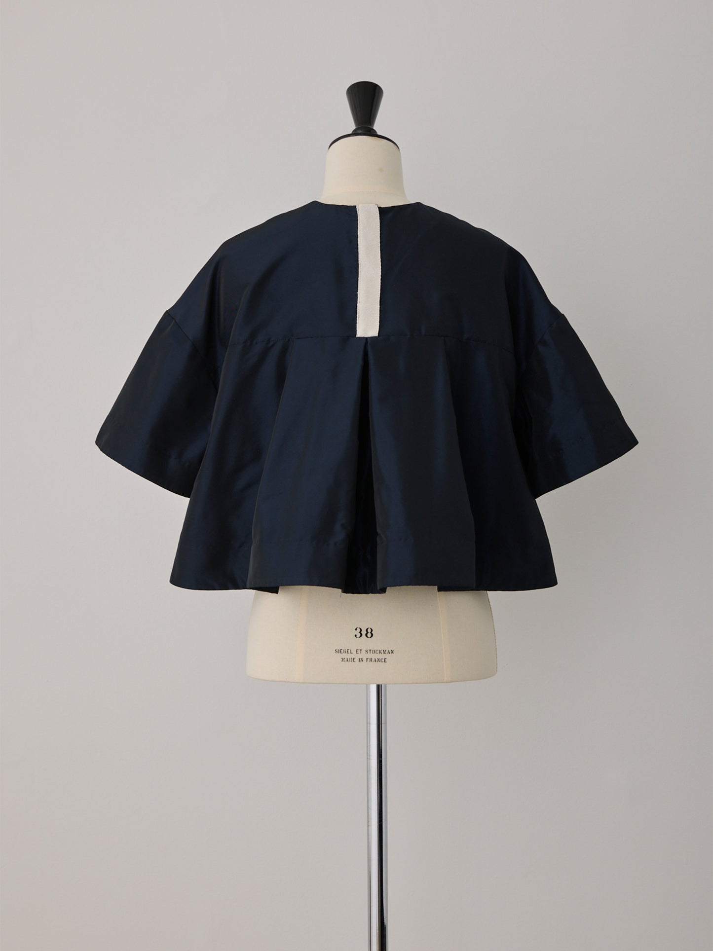 blight flared blouses