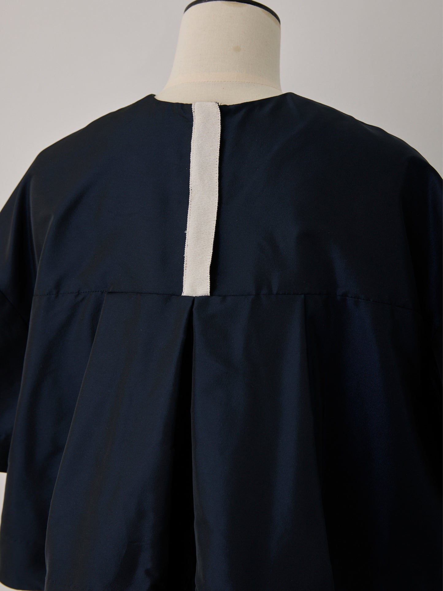 blight flared blouses