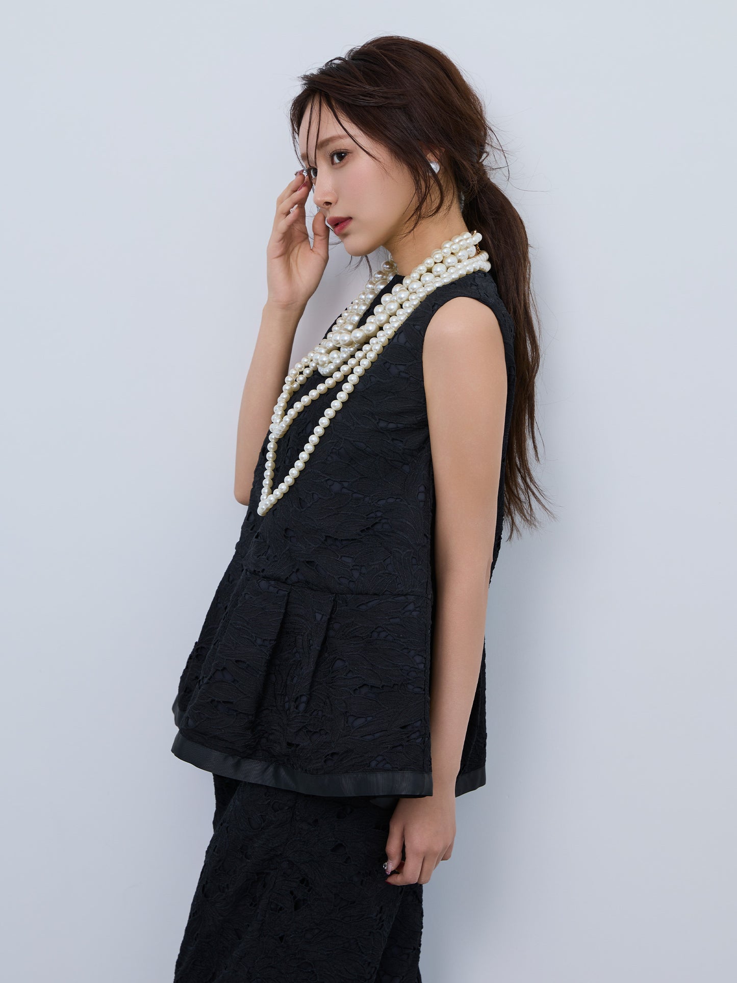 layered lace sleeveless blouse