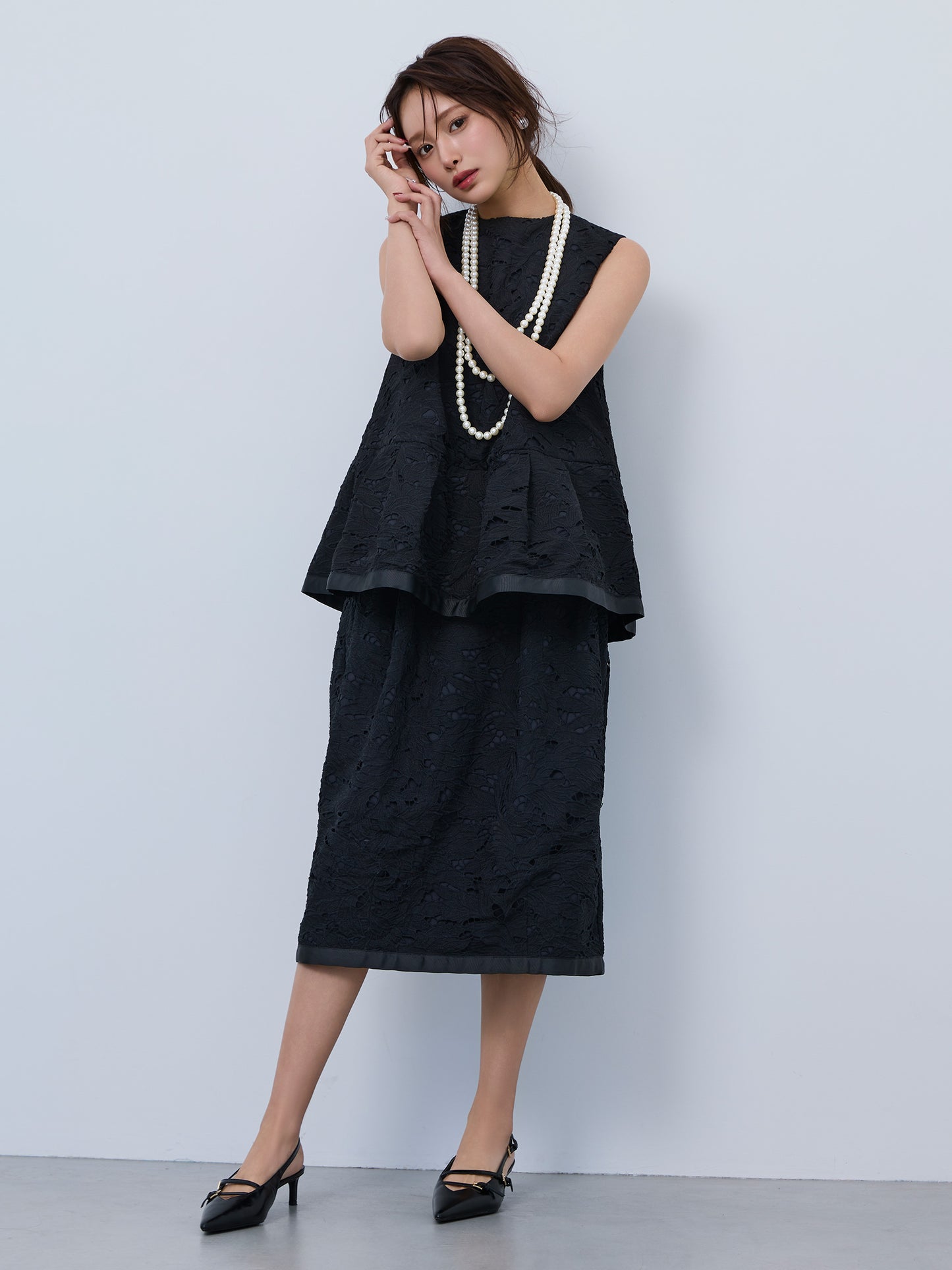 layered lace sleeveless blouse