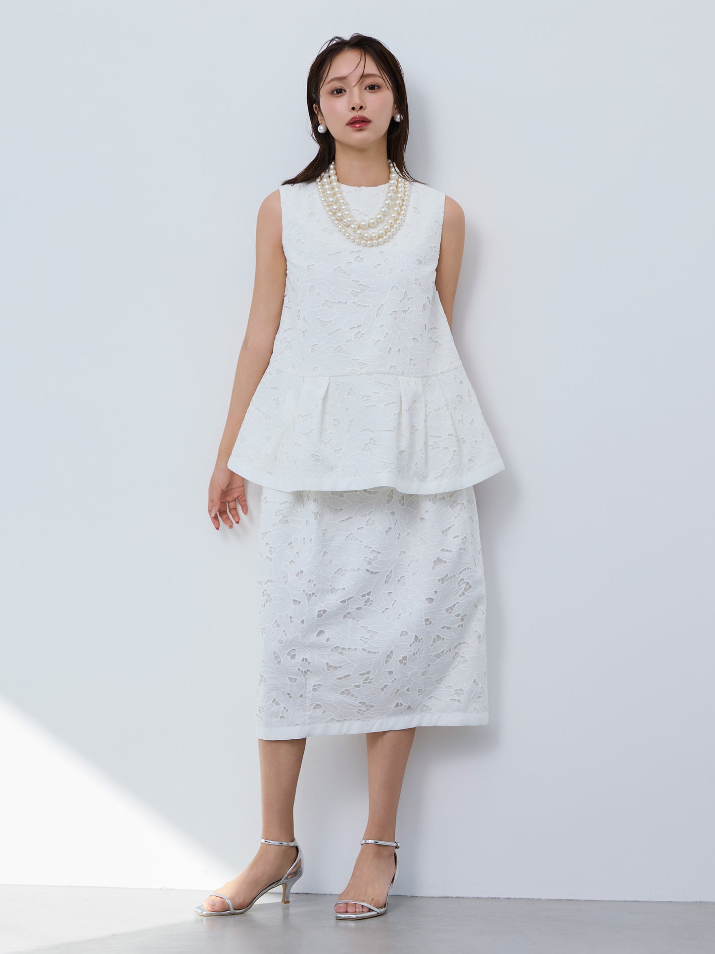 layered lace sleeveless blouse