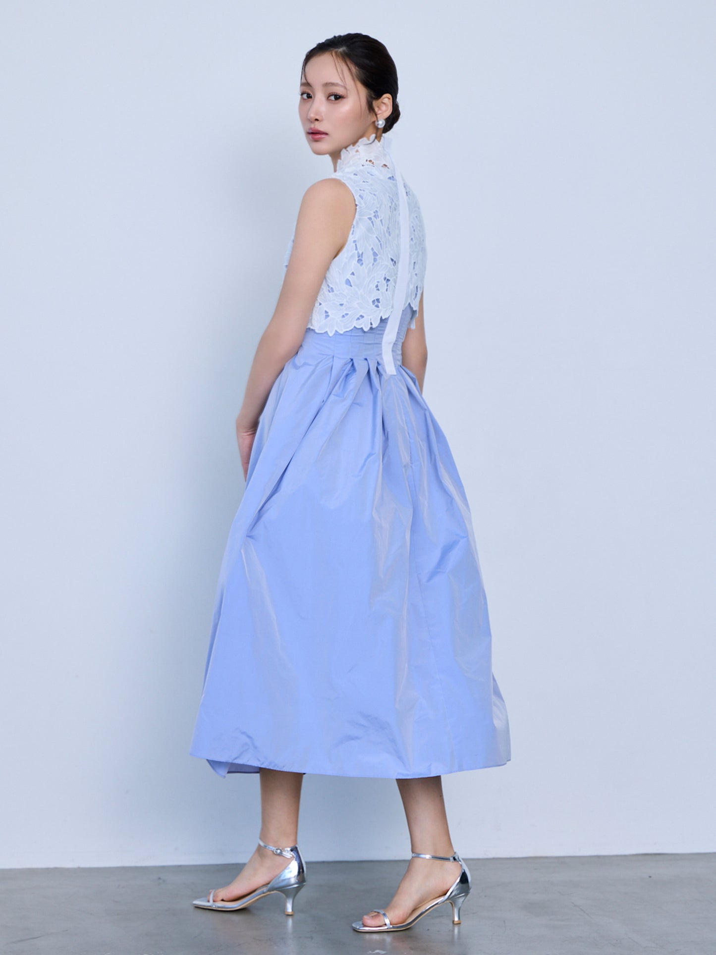 【予約】layered lace flare dress