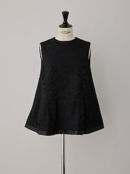 layered lace sleeveless blouse