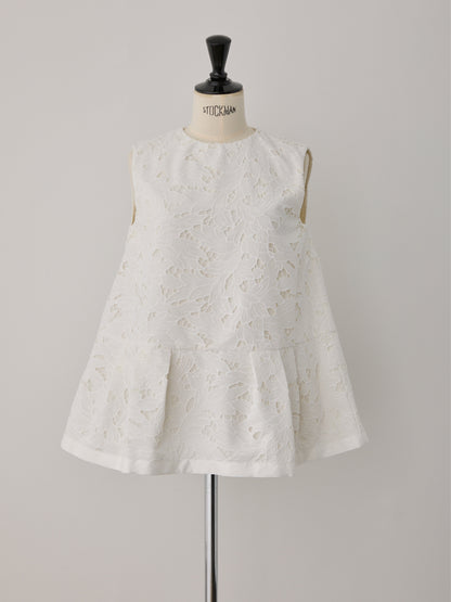 layered lace sleeveless blouse