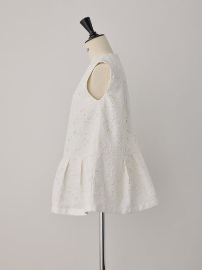 layered lace sleeveless blouse