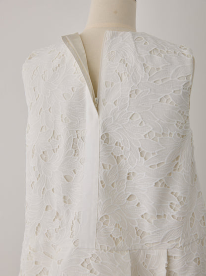 layered lace sleeveless blouse