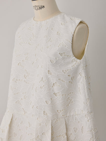 layered lace sleeveless blouse