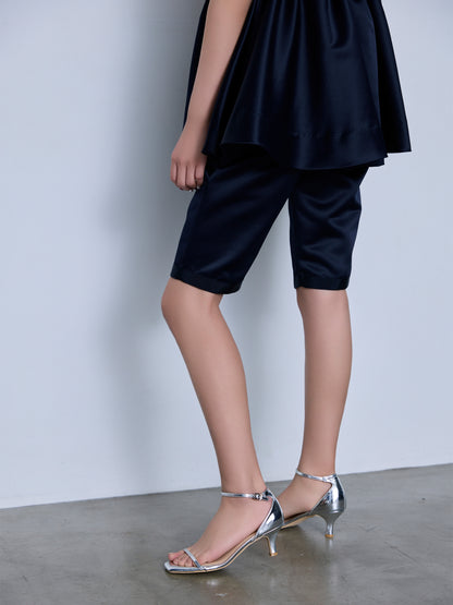 constructive mat satin slim short pants